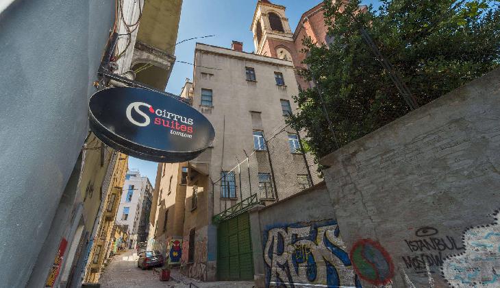 Cirrus Suites Tomtom