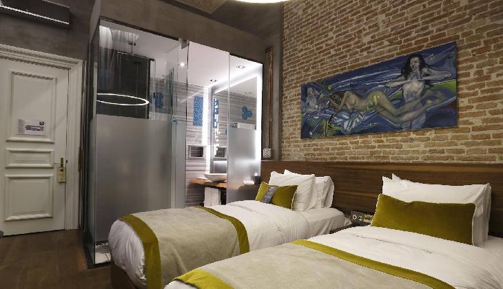 Occidental The Public