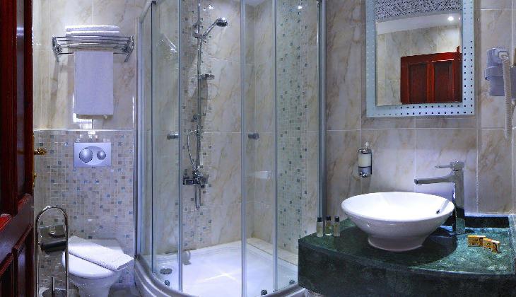 White Garden Pansion