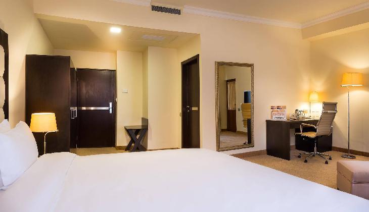 هتل پاریس ایروان