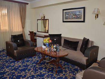 هتل رویال پلازا