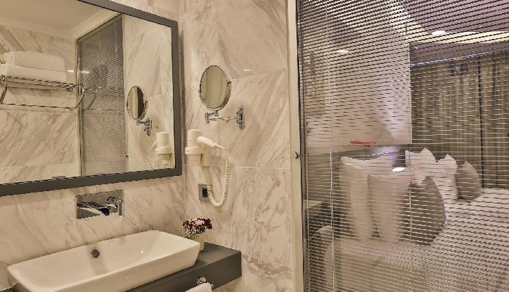 Business Life Boutique Hotel