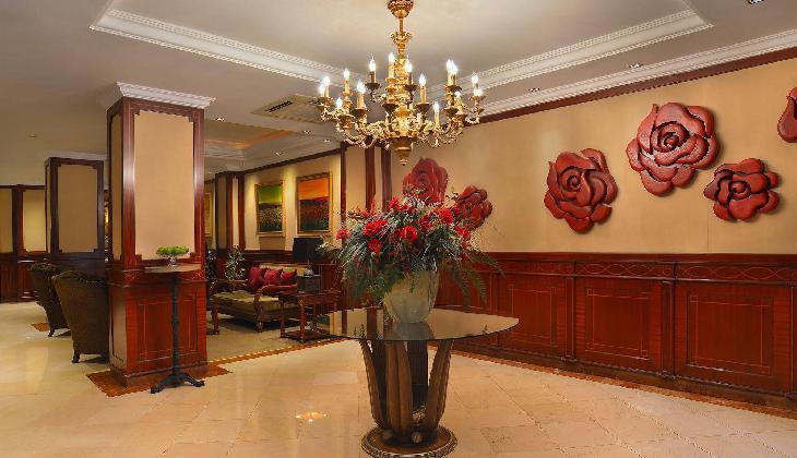 هتل پِرا رُز