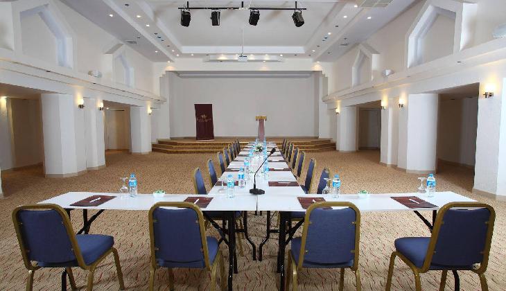 Royal Arena Resort&Spa