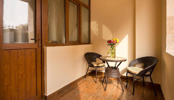 هتل پاریس ایروان