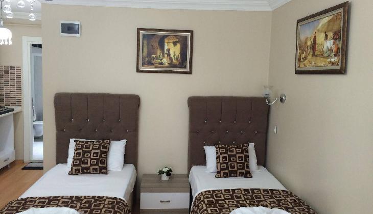 Black Bird Suite Hotel