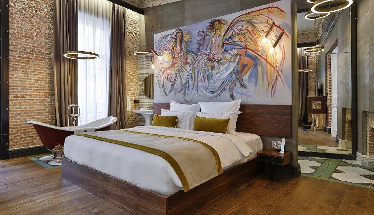 Occidental The Public