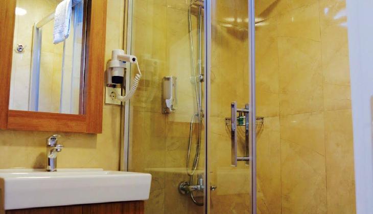 آله بوتیک هتل