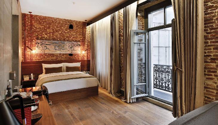 Occidental The Public