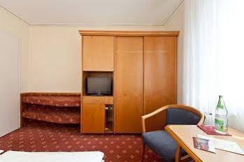 Novum Hotel Rieker Stuttgart Hauptbahnhof