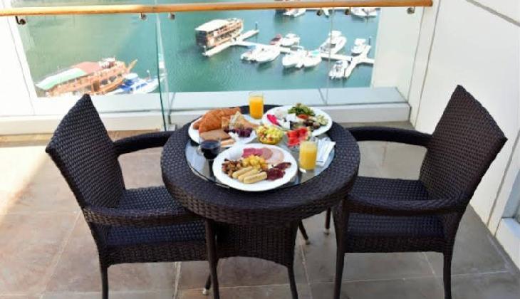 Jannah Marina Bay Suites