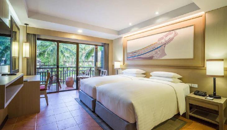 Phuket Marriott Resort & Spa, Merlin Beach