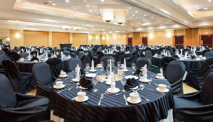 Crowne Plaza Hotel Houston River Oaks