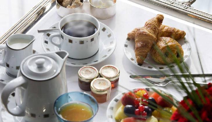 هتل وارویک شانزه لیزه