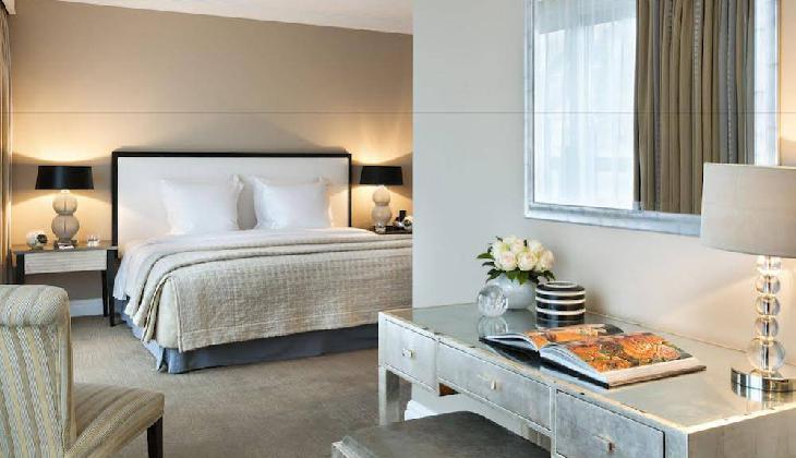 هتل وارویک شانزه لیزه