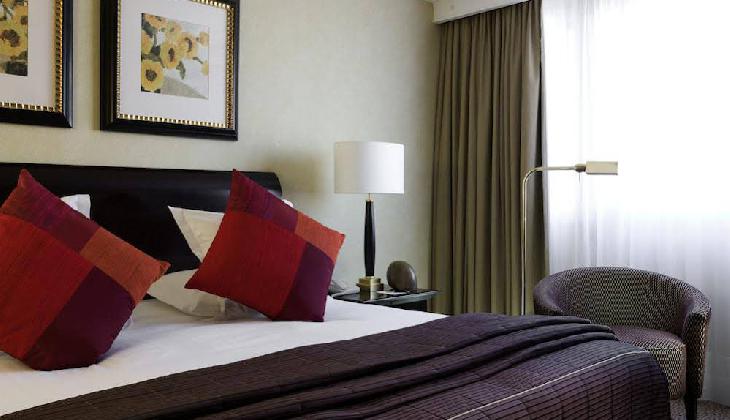 هتل وارویک شانزه لیزه