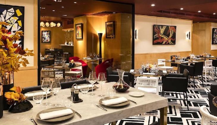 هتل وارویک شانزه لیزه