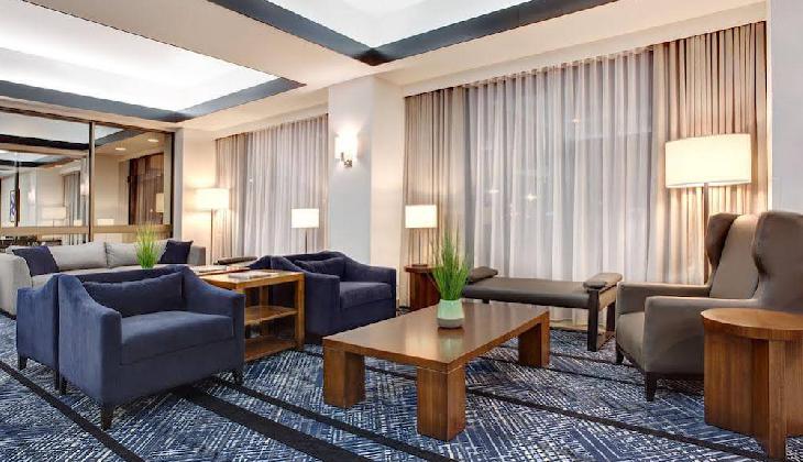 Holiday Inn Ottawa East