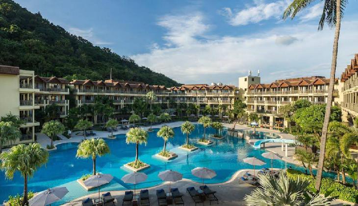 Phuket Marriott Resort & Spa, Merlin Beach