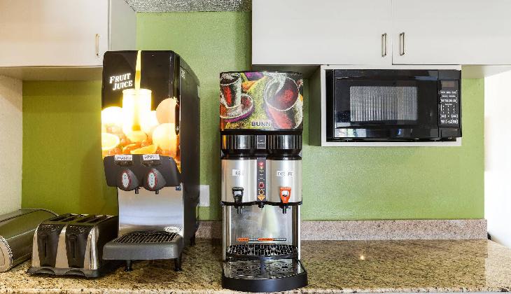 Econo Lodge Inn & Suites Richardson