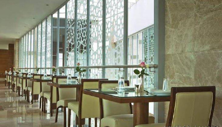 Karbala Rayhaan by Rotana