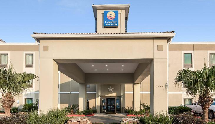 Comfort Inn & Suites FM1960-Champions