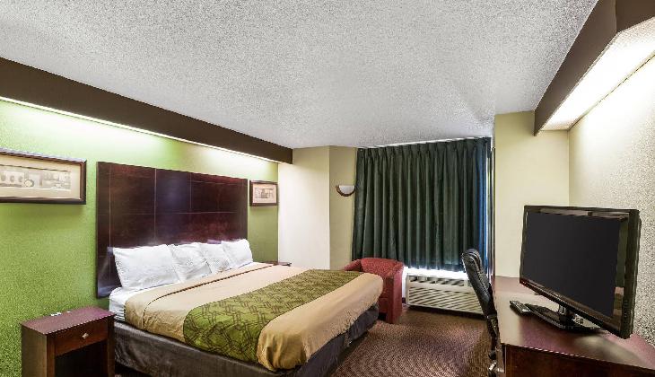 Econo Lodge Inn & Suites Richardson