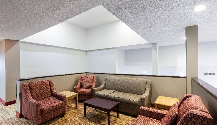 Econo Lodge Inn & Suites Richardson