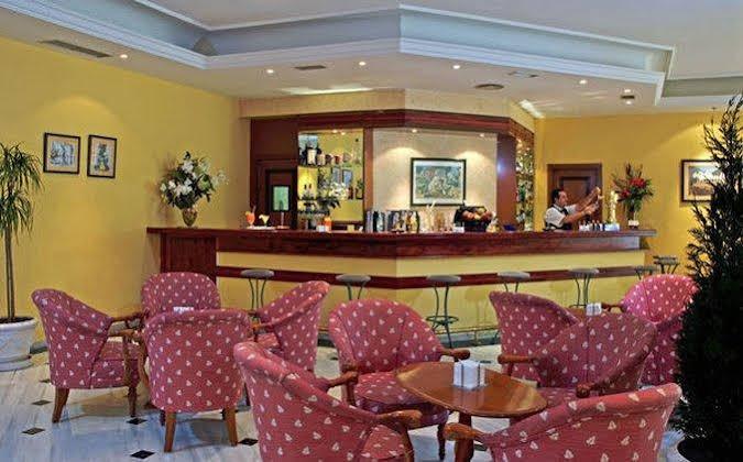 Tryp Malaga Guadalmar Hotel