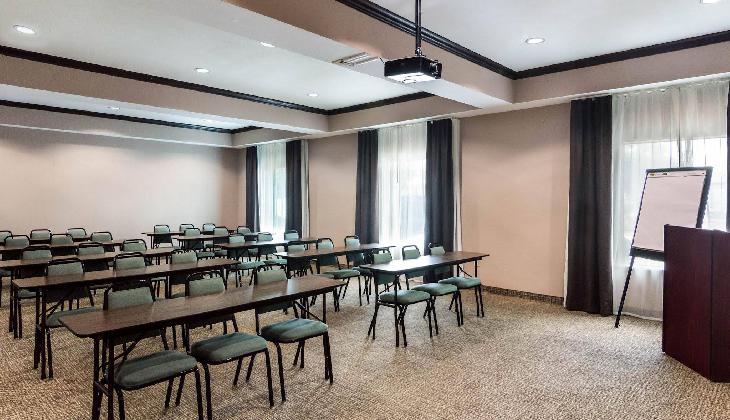 Comfort Inn & Suites FM1960-Champions