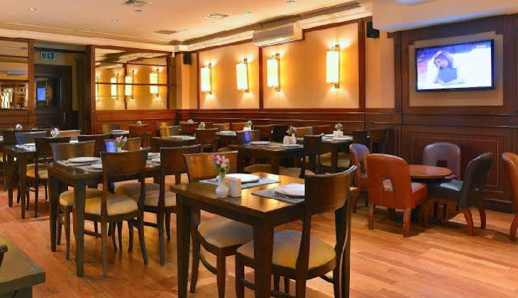 هتل پِرا رُز