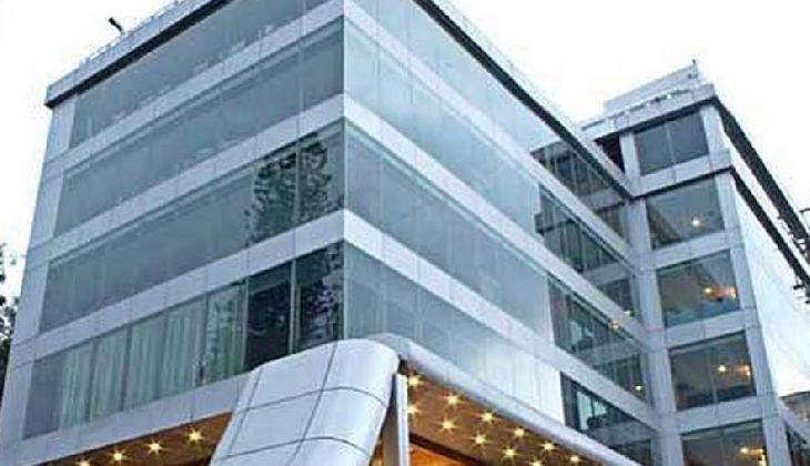 The Shelton Grand Hotel