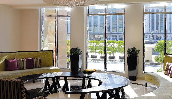 هتل آوانی دیره