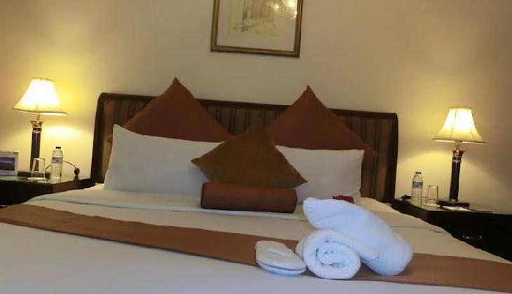 Al Muraqabat Plaza Hotel Apartments