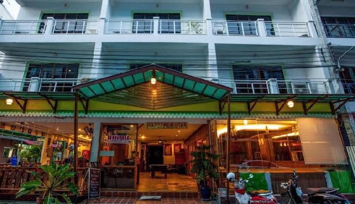 هتل تریپل راند پلیس