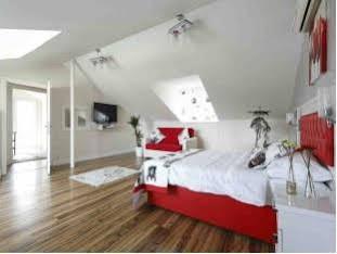 Galata Bridge Apart Istanbul