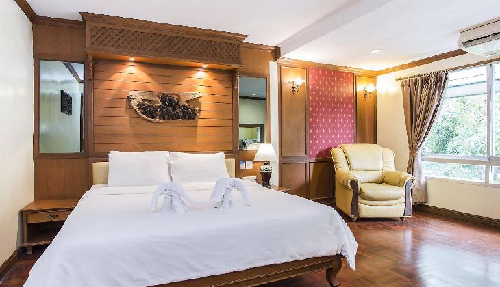 Royal Ivory Sukhumvit Nana by Compass Hospitality