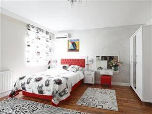 Galata Bridge Apart Istanbul