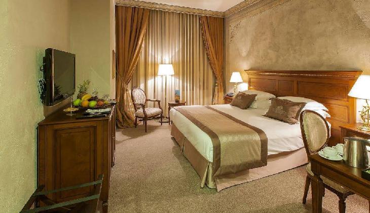 هتل پالازو دونیزتی