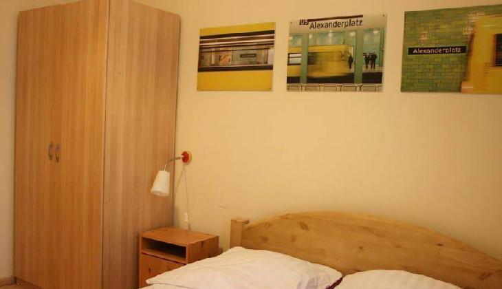 Alcatraz Backpacker Hostel