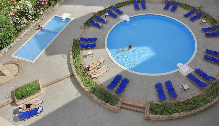 Solymar Ivory Suites