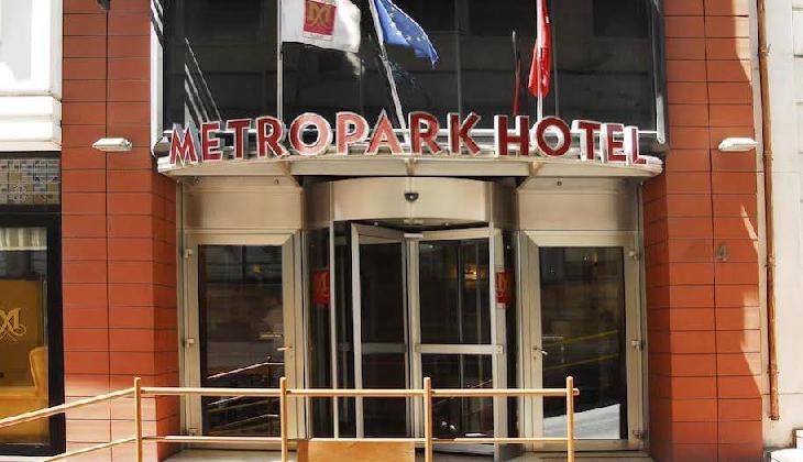 هتل مترو پارک تکسیم