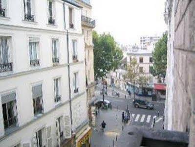 Hipotel Paris Buttes Chaumont Pyrénées