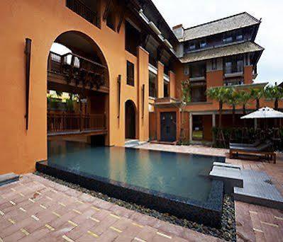 هتل مرکور سامویی