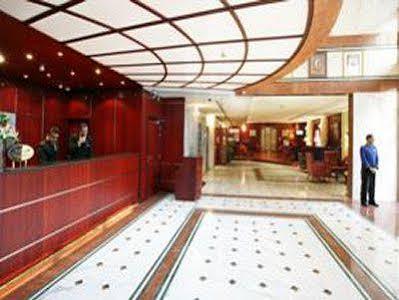 هتل گلدن تولیپ نیهال پالاس