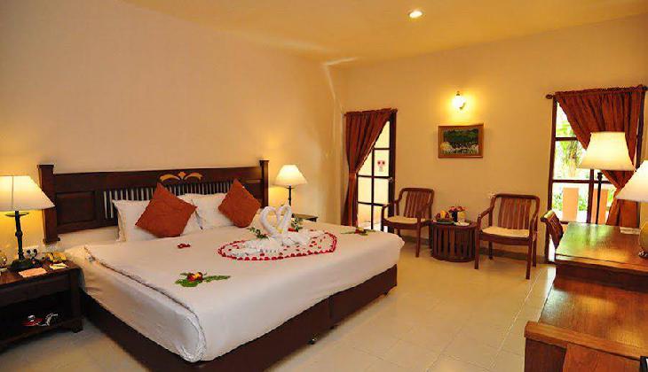 Hyton Leelavadee Hotel