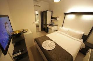 The Legend Platine Suite