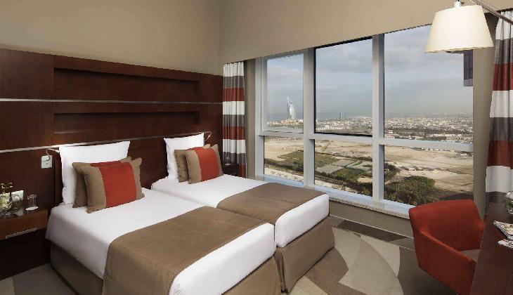 هتل نووتل البرشا