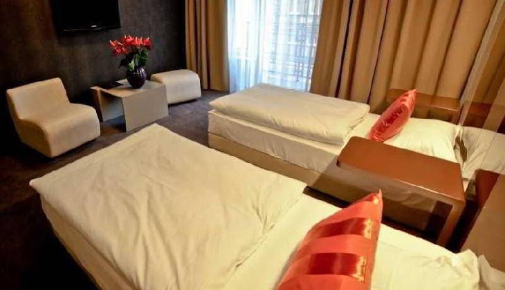 Platinum Palace Apartments