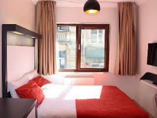 The Legend Platine Suite